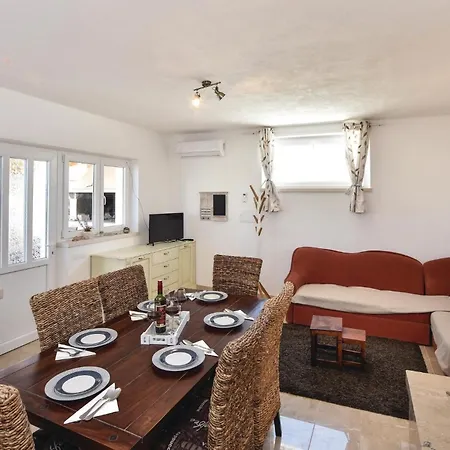 Three-bedroom In 펜션 푸치스차